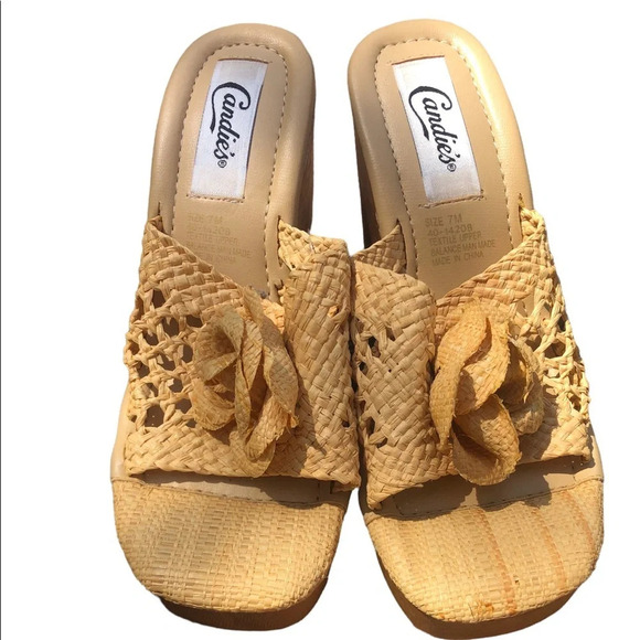 CANDIES VINTAGE Y2K WOVEN SANDALS - Picture 1 of 4